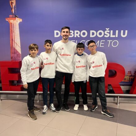 202503Marzo22-Jovenes ajedrecistas Torrent Espana Mundial Escolar Ajedrez